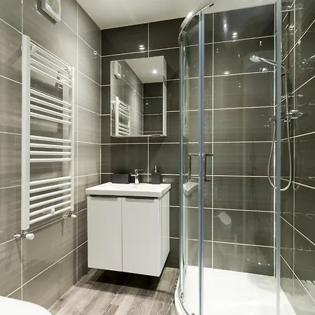 Holiday home A Stones Throw