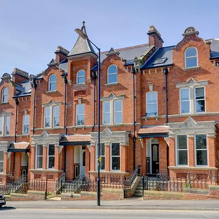 Holiday home A Stones Throw