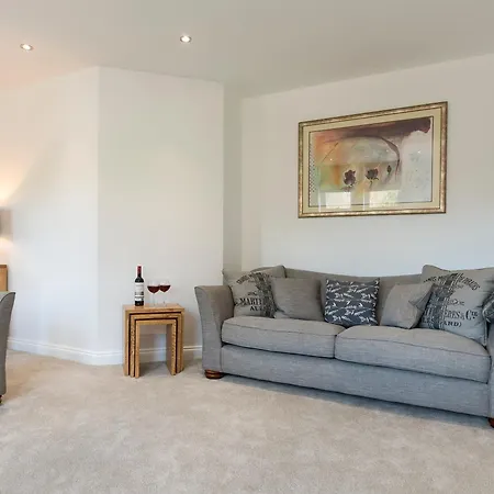 Holiday home A Stones Throw Whitby