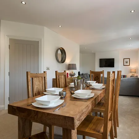 Holiday home A Stone's Throw *